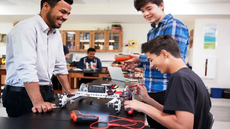 Integrating Laser Cutting Into STEM Curriculum: A Guide for Canadian Teachers